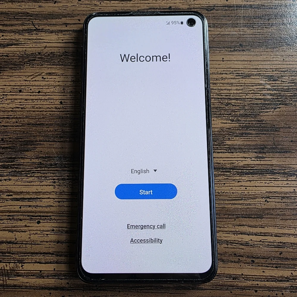 Samsung Galaxy S10E and Otterbox Defender Pro Bundle